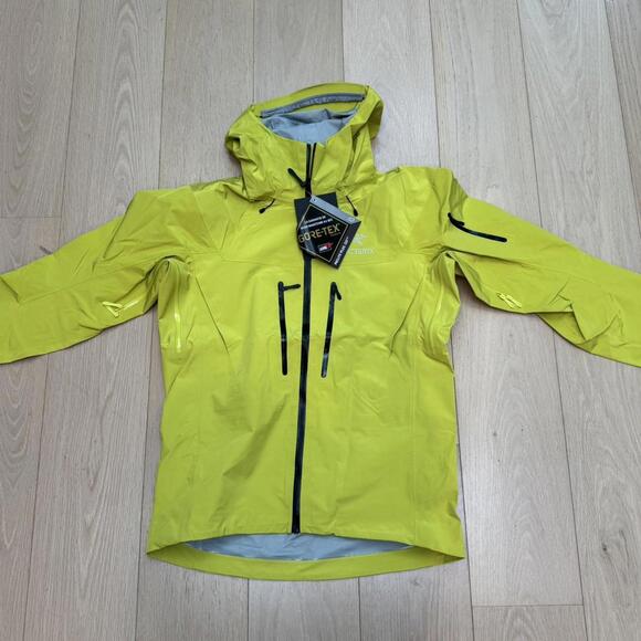 Lampyre Arc’teryx Women’s Jacket